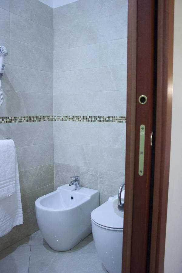 Suite Dal Conte โรม ภายนอก รูปภาพ